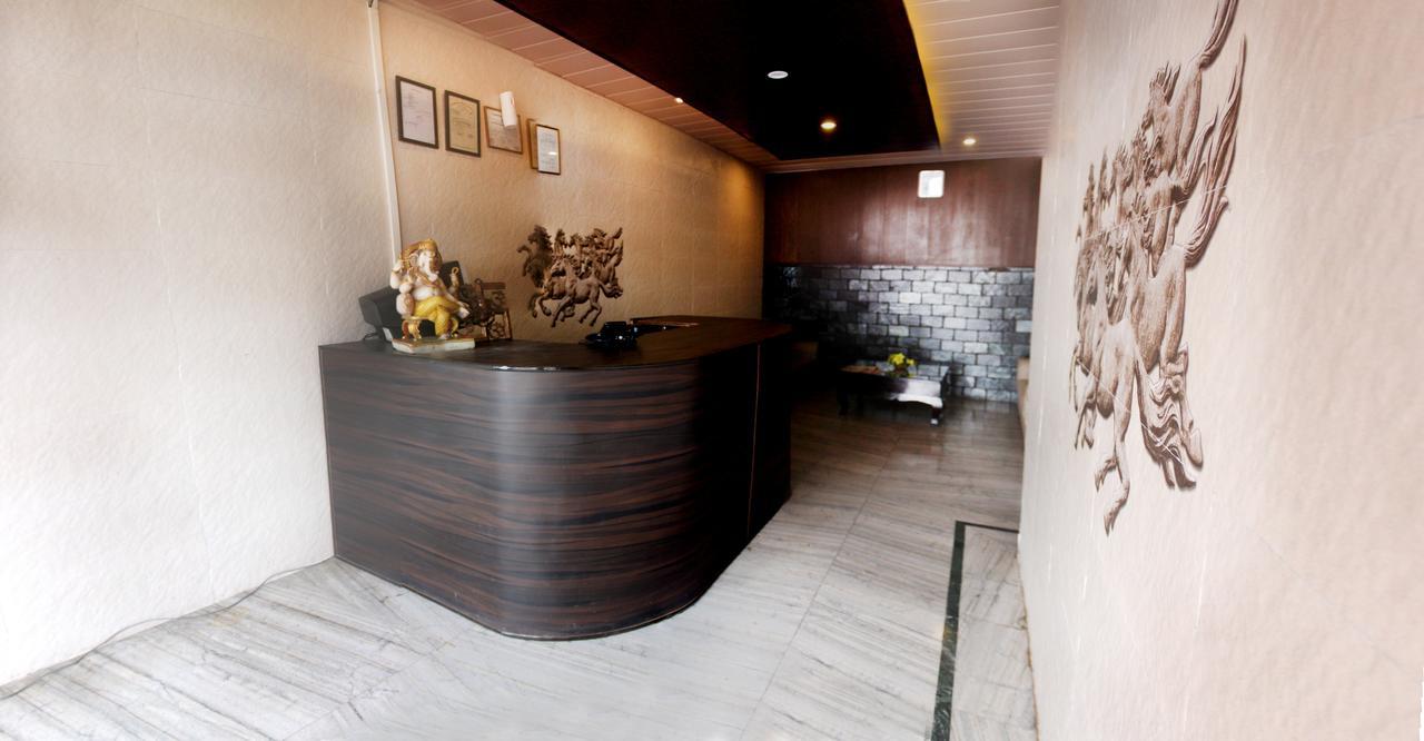 Divyansh Hotel Dharamshala Extérieur photo