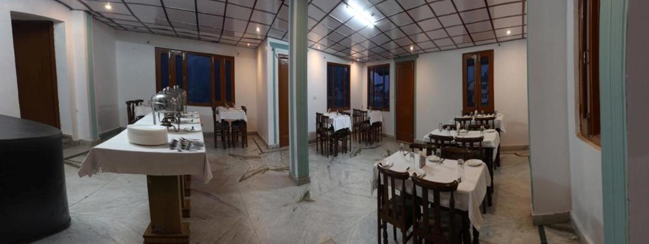 Divyansh Hotel Dharamshala Extérieur photo