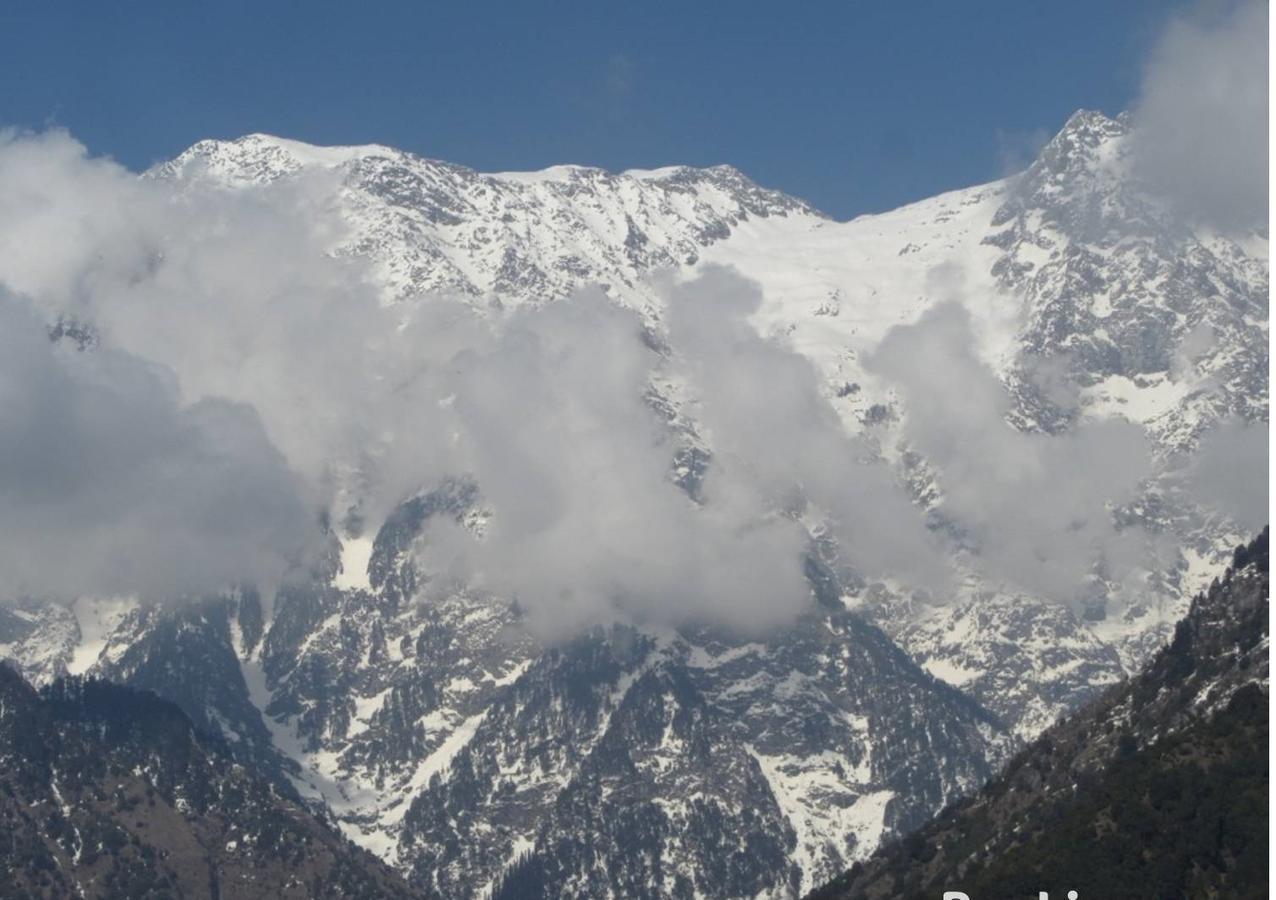 Divyansh Hotel Dharamshala Extérieur photo