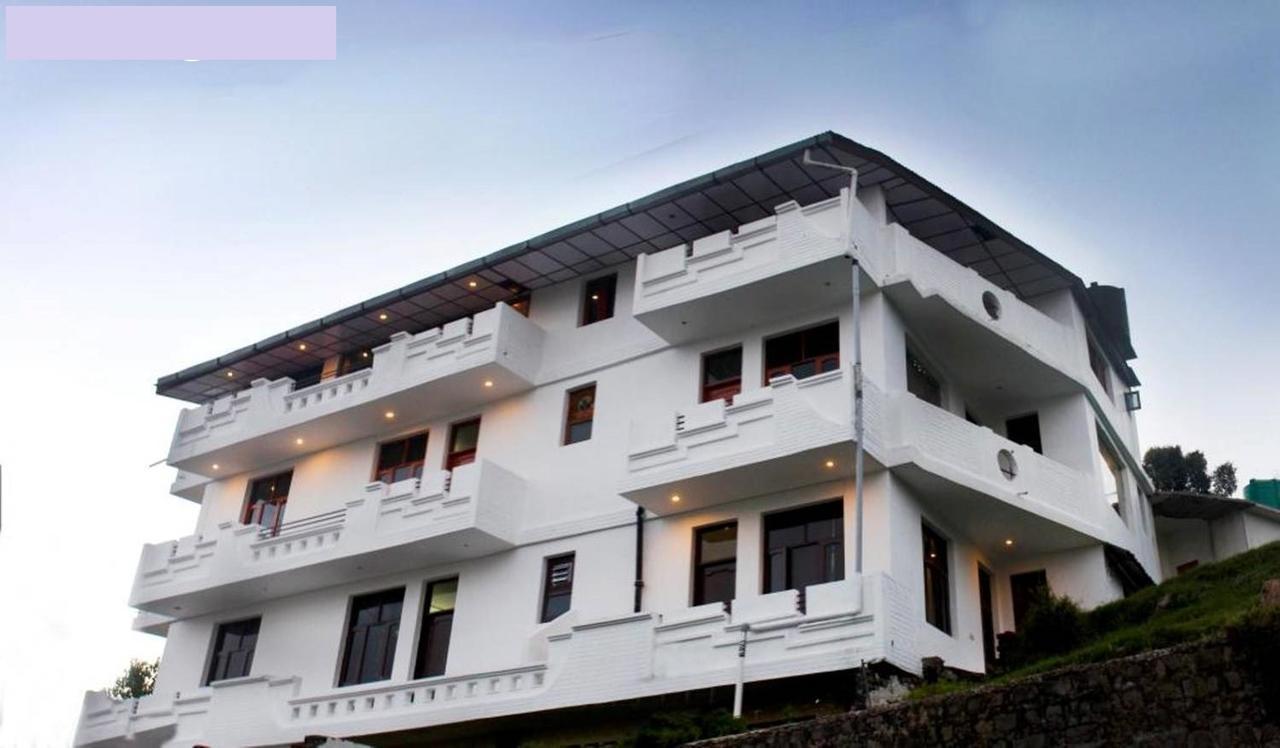 Divyansh Hotel Dharamshala Extérieur photo